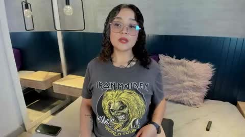 Emma online show from 09-13-25, 07:24
