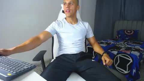 David Angel online show from 02-20-25, 04:07