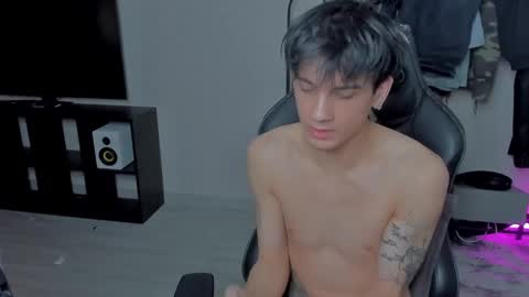 davis online show from 03-11-25, 07:37