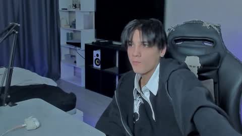 davis online show from 10-06-25, 12:30