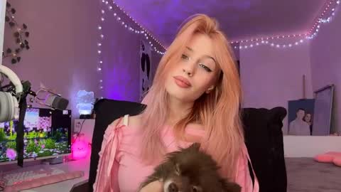 Mili online show from 04-24-26, 10:39