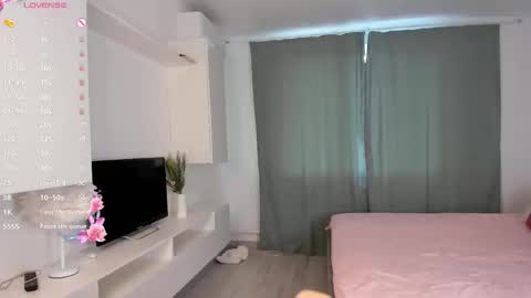 Emily online show from 10-26-25, 08:42