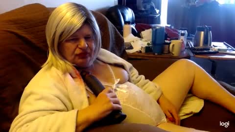 dawndoesall online show from 03-08-25, 11:28