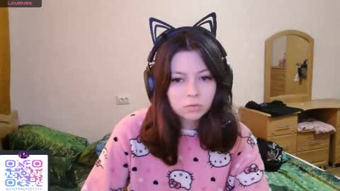 Snapshot of dawndollins chatting on 10-01-25, 08:09 Alice online show from 10-01-25, 08:09