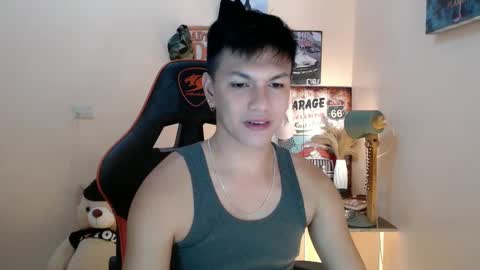 Snapshot of dax_x chatting on 01-16-25, 11:27 JC LOVER BOY online show from 01-16-25, 11:27