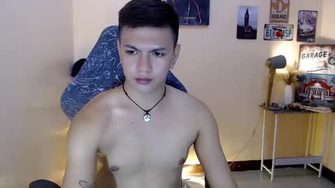 Snapshot of dax_x chatting on 03-11-25, 01:01 JC LOVER BOY online show from 03-11-25, 01:01