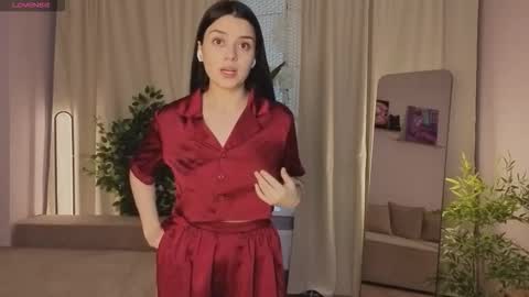 Snapshot of day_one_darling chatting on 10-31-25, 04:57 day_one_darling online show from 10-31-25, 04:57