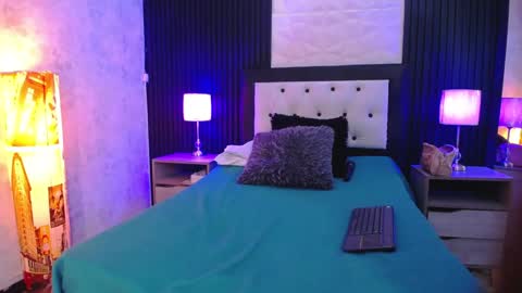 Snapshot of dayana_mendozaa69 chatting on 12-23-24, 01:03 Dayana online show from 12-23-24, 01:03