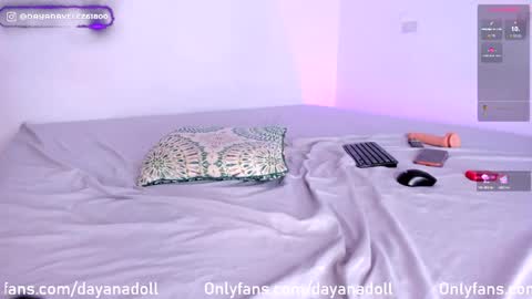 Dayana online show from 05-27-26, 01:57