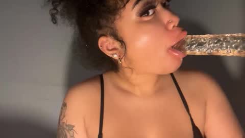 dayqueen1 online show from 12-03-25, 01:20