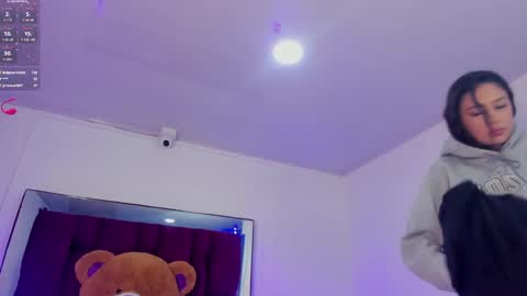 Snapshot of dayra_angels chatting on 12-21-24, 07:24 DAYRA ANGELS online show from 12-21-24, 07:24