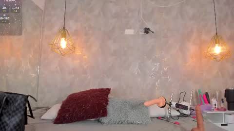DAYRA ANGELS online show from 06-17-26, 04:30