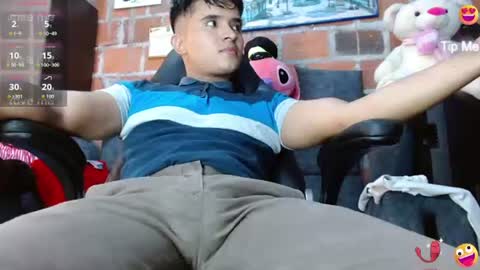 dayro_dduran online show from 06-09-26, 09:37