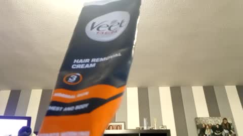 Dazzill online show from 01-14-25, 06:07