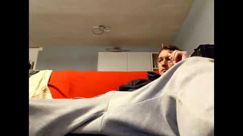 Dazzill online show from 02-03-25, 10:54