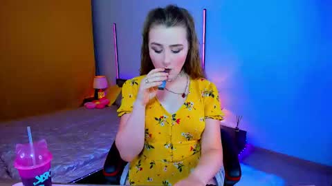 Zlata Golden online show from 06-11-26, 02:33