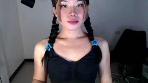 Snapshot of dazzzlingcarol chatting on 06-27-26, 09:36 dazzzlingcarol online show from 06-27-26, 09:36