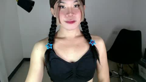 Snapshot of dazzzlingcarol chatting on 06-28-26, 09:48 dazzzlingcarol online show from 06-28-26, 09:48
