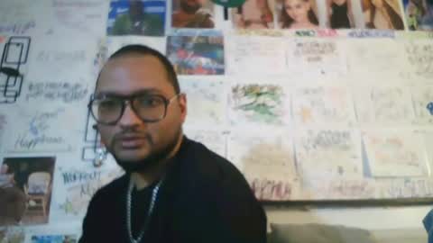 Snapshot of dbeamon92 chatting on 07-26-26, 01:29 dbeamon92 online show from 07-26-26, 01:29