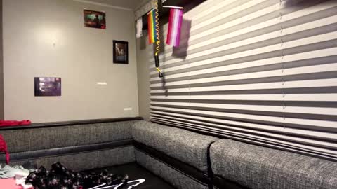 dbikes182 online show from 11-01-25, 06:04