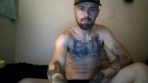 Snapshot of dcrim909 chatting on 07-17-26, 07:04 Hungmoose69 online show from 07-17-26, 07:04