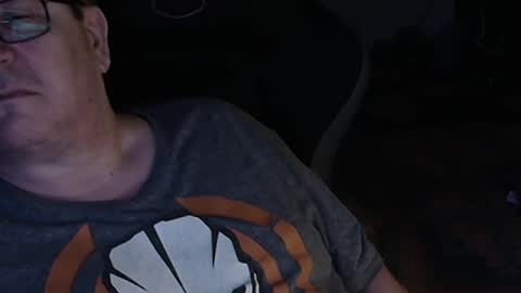 DC online show from 11-10-25, 01:04