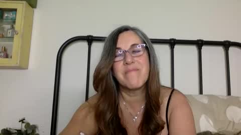 DDMolly online show from 03-28-26, 03:28