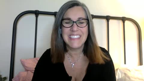 Snapshot of ddmolly chatting on 05-30-26, 05:59 DDMolly online show from 05-30-26, 05:59