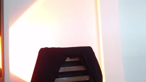 freak online show from 10-08-25, 09:56