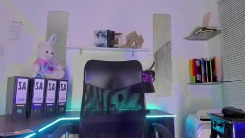 deamon_devil online show from 01-16-26, 06:23