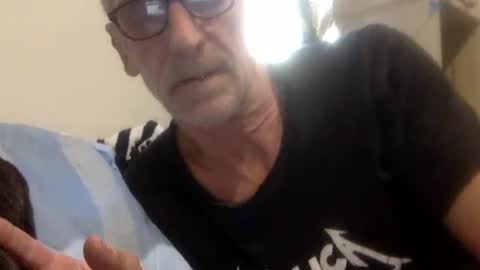 Snapshot of deanofflove221000 chatting on 11-08-25, 06:46 deanofflove221000 online show from 11-08-25, 06:46