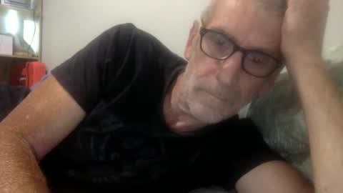 Snapshot of deanofflove221000 chatting on 12-05-25, 12:52 deanofflove221000 online show from 12-05-25, 12:52