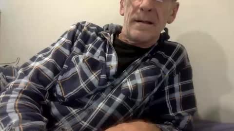 Snapshot of deanofflove221000 chatting on 04-07-26, 07:20 deanofflove221000 online show from 04-07-26, 07:20