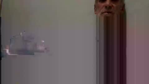 Snapshot of deanofflove221000 chatting on 04-17-26, 02:47 deanofflove221000 online show from 04-17-26, 02:47