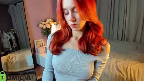 Snapshot of dearly_emily chatting on 10-06-25, 05:10 Emily GMT2 Mon 10 AM - 4 PM Wed 10 AM - 4 PM Thu 10 AM - 4 PM Fri 10 AM - 4 PM Sat 10 AM - 4 PM online show from 10-06-25, 05:10