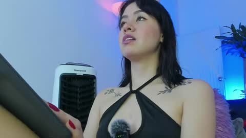 dearmilu28 online show from 06-02-26, 07:27