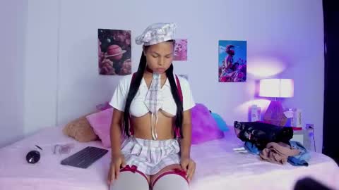 Snapshot of debbie_hans chatting on 10-31-25, 11:11 debbie_hans online show from 10-31-25, 11:11