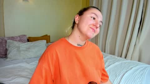 Debbie Mon Tue Fri Sun Sat GMT 3 1000am - 0400pm  online show from 12-07-24, 08:05