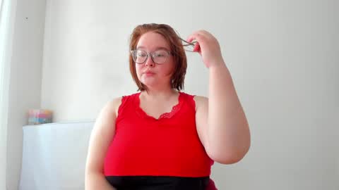 DeboraDebbieDee online show from 05-19-26, 05:14