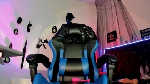 Snapshot of deborahtatto chatting on 10-27-25, 01:26 Doborah Miss Carter online show from 10-27-25, 01:26