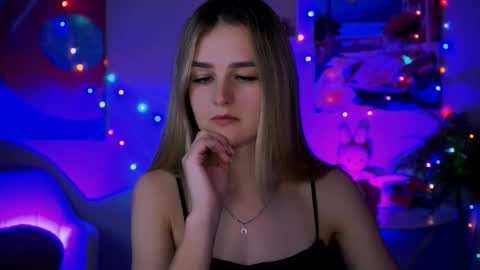 Debora online show from 12-15-25, 04:06