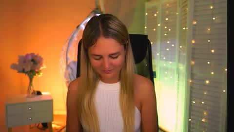 Debora online show from 05-10-26, 03:12