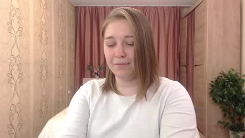 Snapshot of debramust chatting on 12-12-24, 04:32 debramust online show from 12-12-24, 04:32