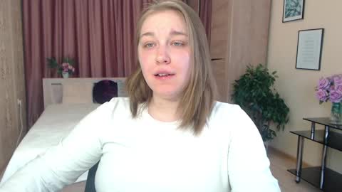 Snapshot of debramust chatting on 01-10-25, 09:20 debramust online show from 01-10-25, 09:20