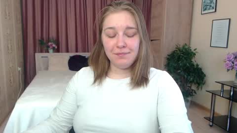 Snapshot of debramust chatting on 01-11-25, 02:41 debramust online show from 01-11-25, 02:41