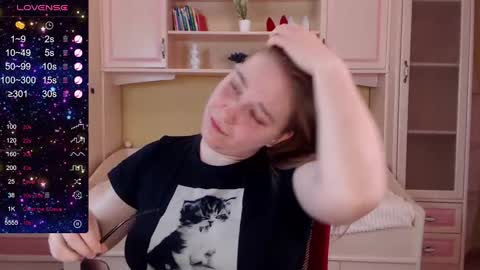 Snapshot of debramust chatting on 02-21-25, 07:43 debramust online show from 02-21-25, 07:43