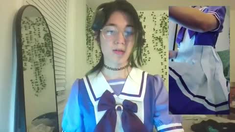 deciduousdoll online show from 11-09-25, 06:44