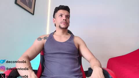 Santiago online show from 03-29-26, 05:02