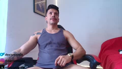 Snapshot of deconrios chatting on 04-27-26, 05:11 Santiago online show from 04-27-26, 05:11