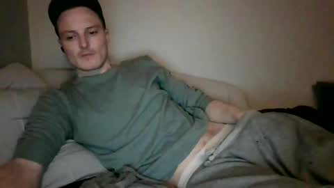 Snapshot of dee4dayz19 chatting on 02-16-25, 05:26 Dee4dayz online show from 02-16-25, 05:26